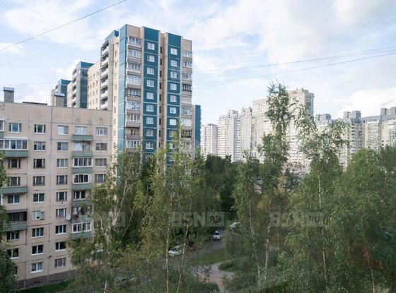 Продажа трехкомнатной квартиры - Комендантский проспект, д.16, корп.2 