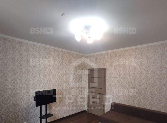 Продажа двухкомнатной квартиры - поселок Шушары, Школьная улица, д.17 