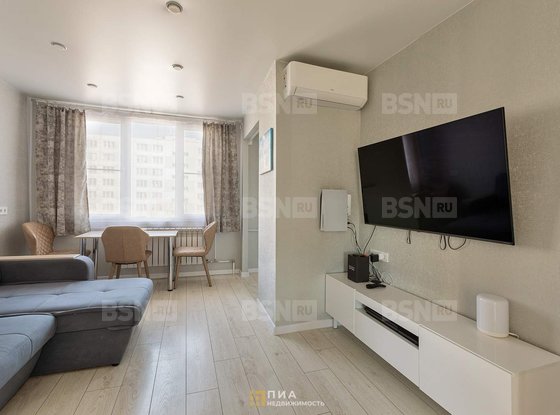 Продажа трехкомнатной квартиры - Белы Куна улица, д.26, корп.4 