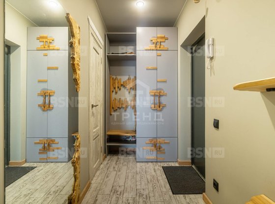 Продажа однокомнатной квартиры - Ломоносов, Заводская улица, д.17 