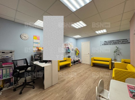 Продажа трехкомнатной квартиры - Ушинского улица, д.3, корп.2 