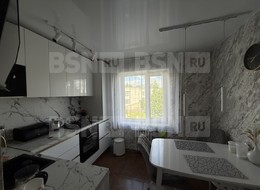 Продажа трехкомнатной квартиры - Красных Командиров ул., 9 