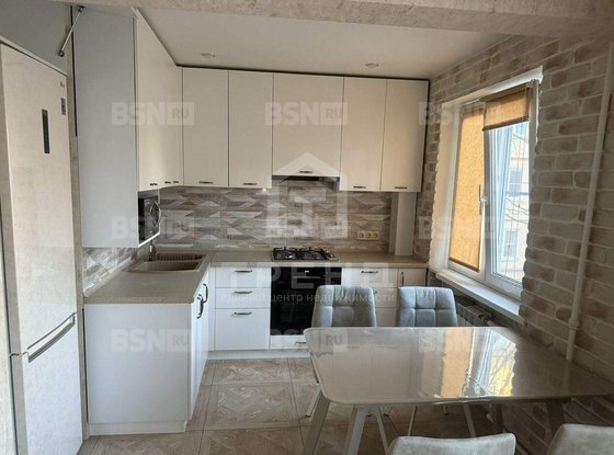 Продажа трехкомнатной квартиры - Гранитная улица, д.34 