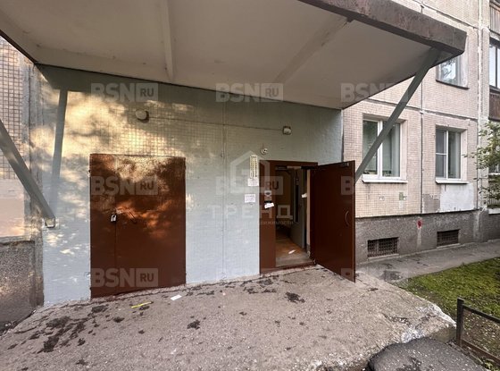 Продажа трехкомнатной квартиры - Художников проспект, д.30, корп.2 