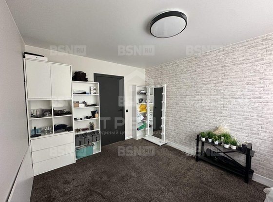 Продажа трехкомнатной квартиры - Гражданский проспект, д.127 