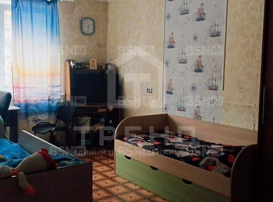 Продажа трехкомнатной квартиры - Композиторов улица, д.15 