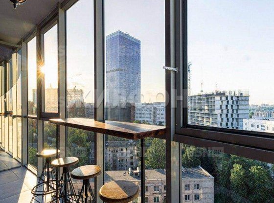 Продажа трехкомнатной квартиры - Краснопутиловская улица, д.111 