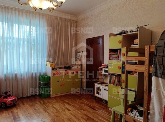 Продажа трехкомнатной квартиры - Кузнецовская улица, д.32 