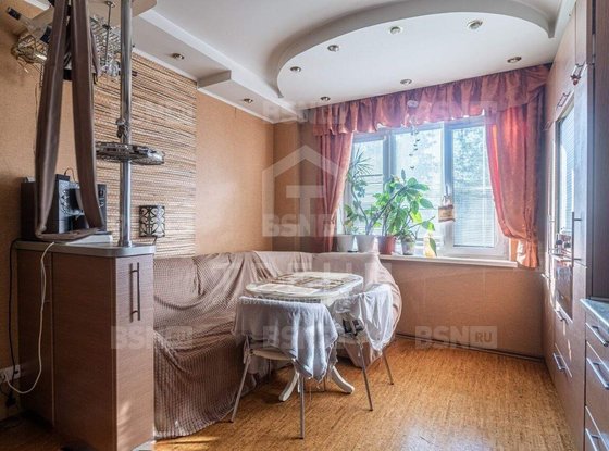 Продажа трехкомнатной квартиры - Малая Балканская улица, д.60, корп.1 
