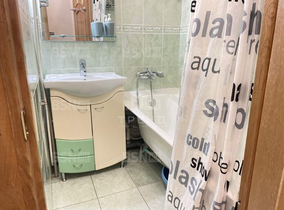 Продажа двухкомнатной квартиры - Руставели улица, д.50 