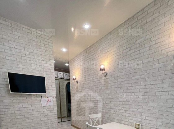 Продажа трехкомнатной квартиры - Красных Зорь бульвар, д.7 
