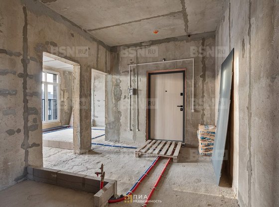 Продажа трехкомнатной квартиры - Лисичанская улица, д.14 