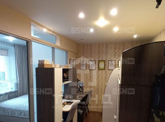 Продажа трехкомнатной квартиры - Науки проспект, д.2 