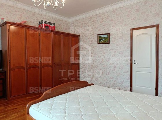 Продажа трехкомнатной квартиры - Кузнецовская улица, д.32 