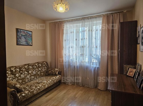 Продажа трехкомнатной квартиры - Энгельса проспект, д.93 