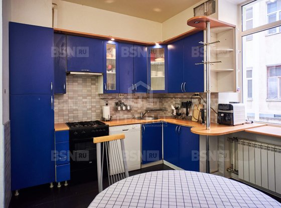 Продажа четырехкомнатной квартиры - 8-я Советская улица, д.14 