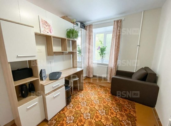 Продажа трехкомнатной квартиры - Ткачей улица, д.46 