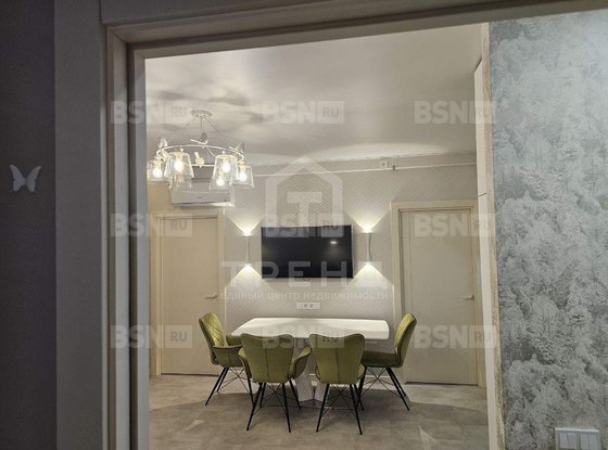 Продажа трехкомнатной квартиры - городской поселок Новоселье, Невская улица, д.5/7 