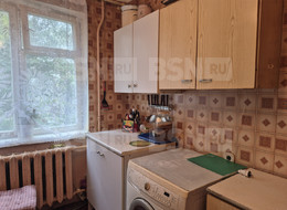 Продажа комнаты в трехкомнатной квартире - Ленинградская область, Гатчинский район, Гатчина г., Крупской ул., д.4 