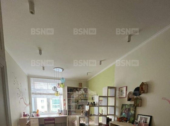 Продажа трехкомнатной квартиры - Бассейная улица, д.12 