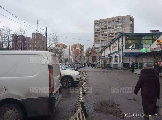 Продажа трехкомнатной квартиры - Лёни Голикова улица, д.27 