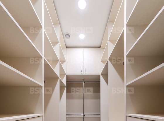 Продажа трехкомнатной квартиры - Рябиновая улица, д.17, корп.3 