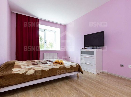 Продажа трехкомнатной квартиры - Есенина улица, д.1, корп.1 