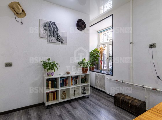Продажа двухкомнатной квартиры - Моисеенко улица, д.8, корп.10 