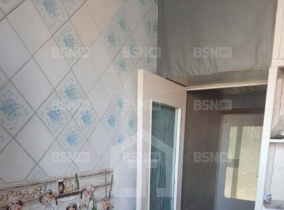 Продажа трехкомнатной квартиры - Маршала Захарова улица, д.56 