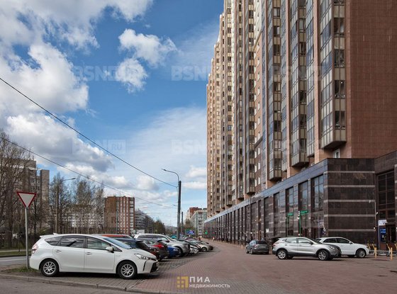 Продажа однокомнатной квартиры - Есенина улица, д.1, корп.1 