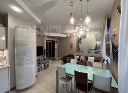 Продажа трехкомнатной квартиры - Аврова улица, д. 26, к. 1 
