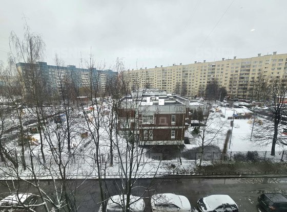 Продажа трехкомнатной квартиры - Королёва проспект, д.42, корп.1 