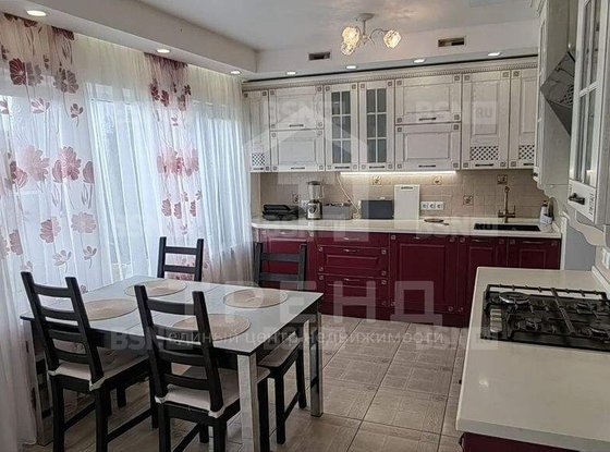 Продажа таунхауса - городской поселок Янино-1, Славы бульвар, д.6