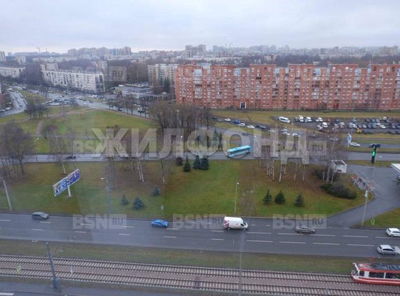 Продажа 2 комнат в шестикомнатной квартире - Руставели улица, д.37 