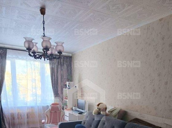 Продажа трехкомнатной квартиры - Кингисепп, Жукова улица, д.12, а 