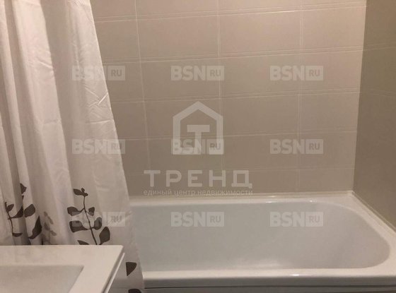 Продажа однокомнатной квартиры - деревня Новосаратовка, Первых ул, д.4, корп.1 