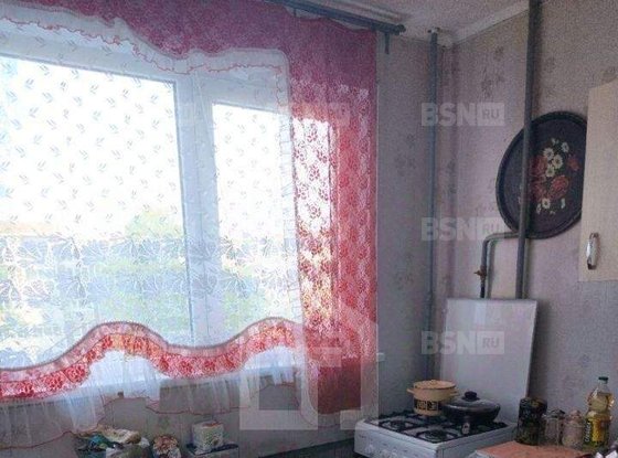 Продажа трехкомнатной квартиры - Кингисепп, Жукова улица, д.12, а 
