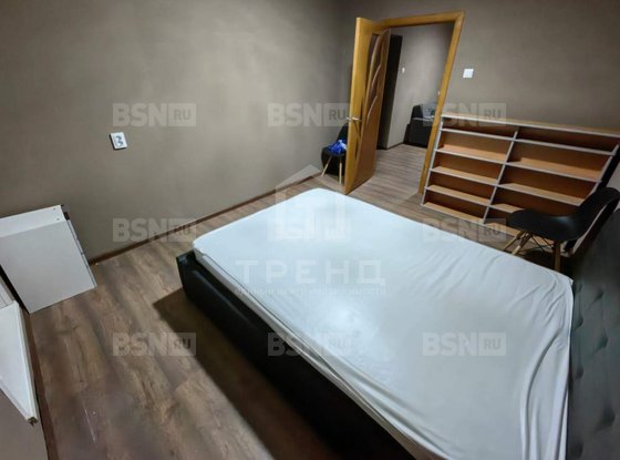 Продажа трехкомнатной квартиры - Дыбенко улица, д.12, корп.1 литера Ж 