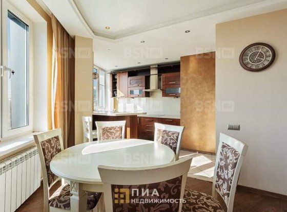 Продажа трехкомнатной квартиры - Энгельса проспект, д.93 