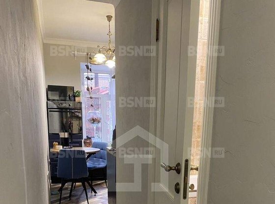 Продажа трехкомнатной квартиры - Малый В.О. проспект, д.33 