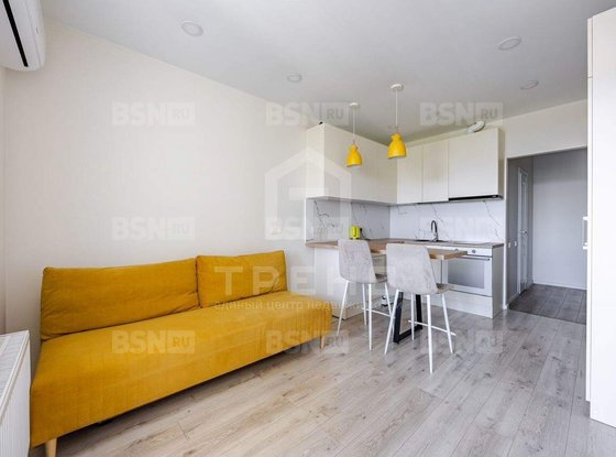 Продажа однокомнатной квартиры - Ломоносов, Заводская улица, д.17 