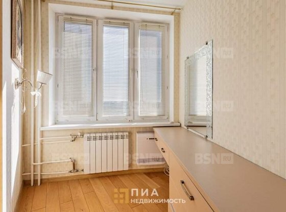 Продажа трехкомнатной квартиры - Энгельса проспект, д.93 