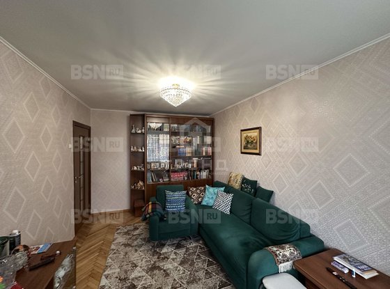 Продажа трехкомнатной квартиры - Новоизмайловский проспект, д.42, корп.2 