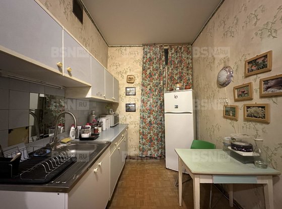 Продажа четырехкомнатной квартиры - 12-я В.О. линия, д.13 