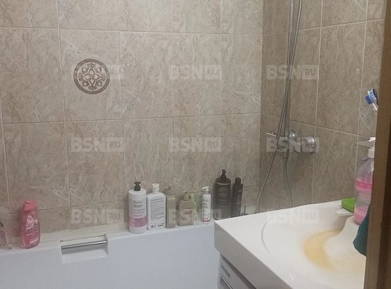 Продажа трехкомнатной квартиры - Колпино, Ижорского Батальона ул, д.16 