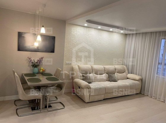 Продажа трехкомнатной квартиры - Вадима Шефнера улица, д.10, корп.1 стр 1 