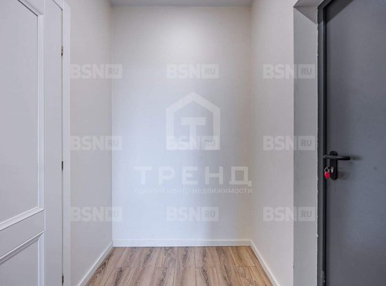 Продажа однокомнатной квартиры - Ломоносов, Заводская улица, д.17 