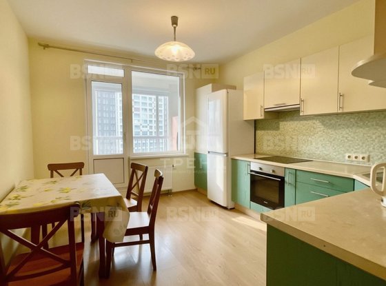 Продажа трехкомнатной квартиры - Кудрово, Столичная улица, д.4, корп.2 