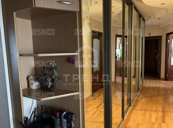 Продажа трехкомнатной квартиры - Колпино, Анисимова улица, д.5, корп.7 