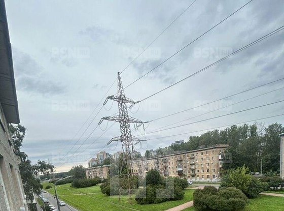 Продажа двухкомнатной квартиры - Омская улица, д.10 